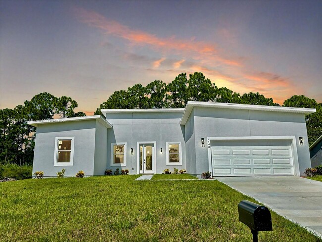 738 Harriet Ave SW in Palm Bay, FL - Building Photo - Building Photo