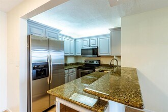 1625 SE 10th Ave, Unit 608 in Fort Lauderdale, FL - Building Photo - Building Photo