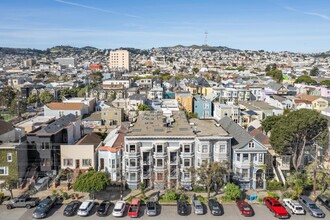 2870 Harrison St in San Francisco, CA - Building Photo - Building Photo