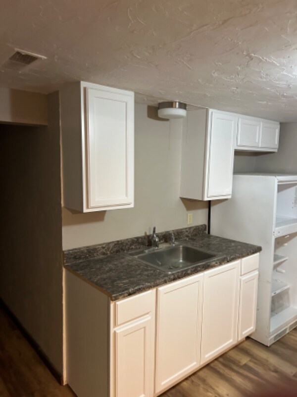 15 Riverlin St in Millbury, MA - Building Photo - Building Photo