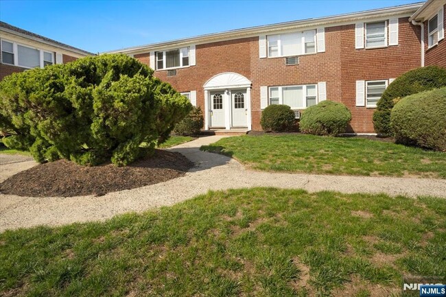 property at 759 Hamburg Tpke