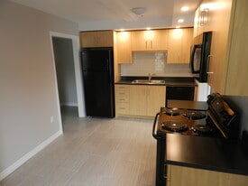 49 Melrose Ave in Halifax, NS - Building Photo