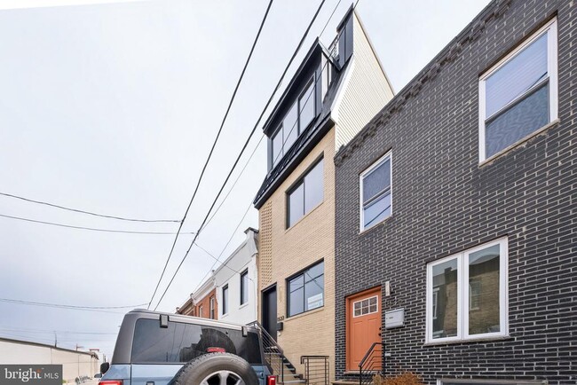 property at 1533 S Ringgold St