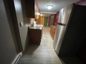 574 Orleans St in St. Paul, MN - Building Photo - Building Photo