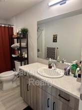 973 Lochness St in Kelowna, BC - Building Photo - Building Photo