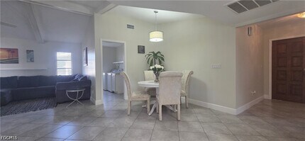 534 SE 34th Terrace in Cape Coral, FL - Building Photo - Building Photo