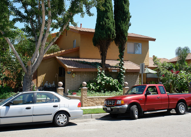 2033 N Highland St in Orange, CA - Building Photo - Building Photo