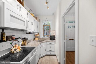 217 Oronoco St in Alexandria, VA - Building Photo - Building Photo