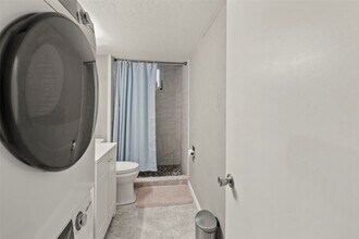 1407 Willshire Dr, Unit Willshire drive in Colorado Springs, CO - Foto de edificio - Building Photo