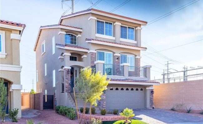 9894 Moonrise Bay Ct in Las Vegas, NV - Building Photo - Building Photo