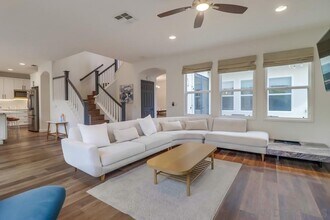 358 Corte Goleta in Chula Vista, CA - Building Photo - Building Photo