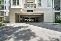 11 Perimeter E Ctr photo'