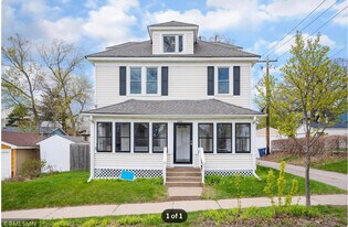 1113 26th Ave NE, Unit 2 in Minneapolis, MN - Building Photo