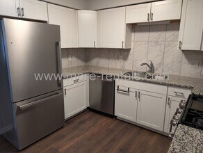 2682 Maywood Rd in Columbus, OH - Building Photo - Building Photo