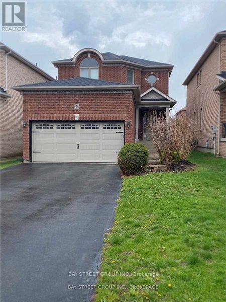 20 Sandy Point Dr in Richmond Hill, ON - Building Photo