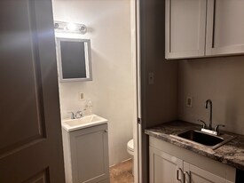 3xx N 1st Ave in Coatesville, PA - Building Photo