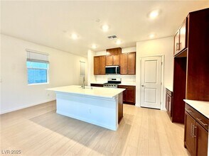 4188 Texas Lilac Ave in Las Vegas, NV - Building Photo - Building Photo