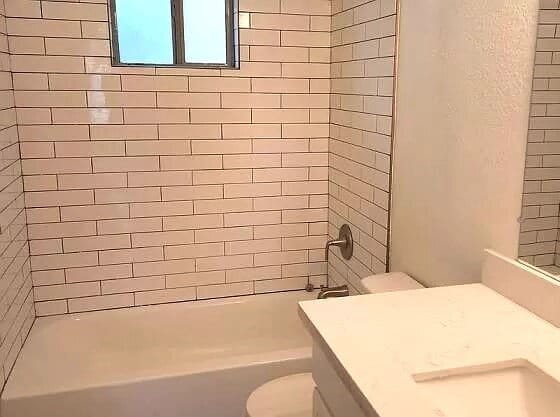 property at 1814 N 26th Pl