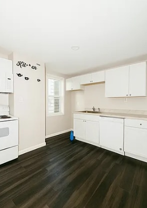 677 2nd Ave, Unit 1 in Troy, NY - Building Photo - Building Photo