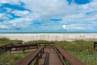 500 Saturn Ct in Marco Island, FL - Building Photo - Building Photo