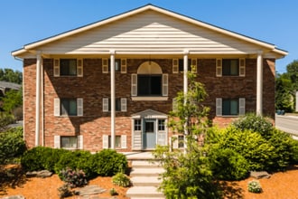 Victory East Lansing in East Lansing, MI - Foto de edificio - Building Photo