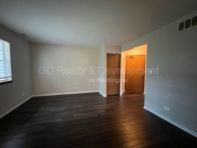 47 Gant Cir in Streamwood, IL - Building Photo - Building Photo