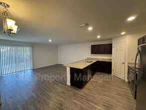 26433 Sandhill Blvd in Punta Gorda, FL - Building Photo - Building Photo