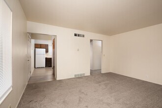 4144 S 3200 W in West Valley City, UT - Building Photo - Building Photo