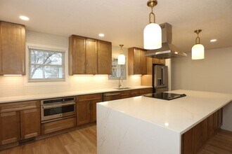 513 Concord Ln in Carmel, IN - Building Photo - Building Photo