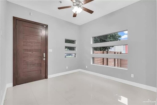 3016 S L St, Unit 1 in McAllen, TX - Building Photo - Building Photo