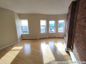 338 Warren St in Boston, MA - Building Photo - Building Photo
