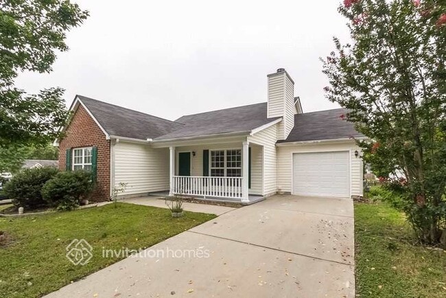 7004 Glen Valley Way in Fairburn, GA - Building Photo - Building Photo