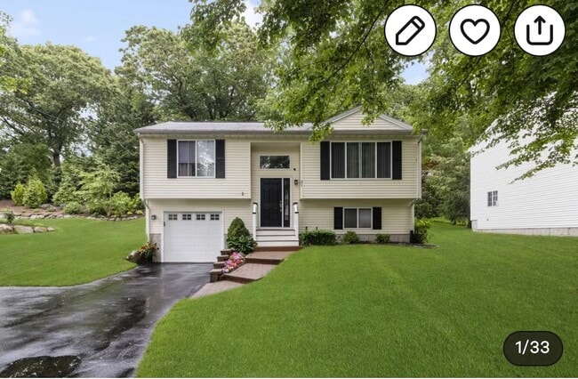 property at 31 Wood Sorrel Trl