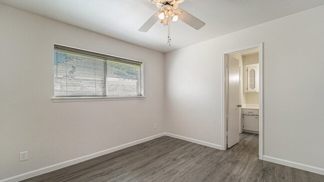 property at 1003 Pear Tree Ln