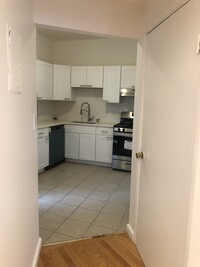 1706 Commonwealth, Unit 23 in Boston, MA - Building Photo - Building Photo