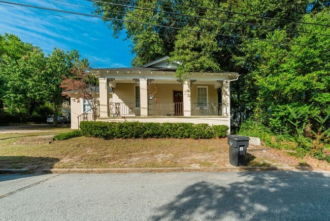 property at 1545 Heath St