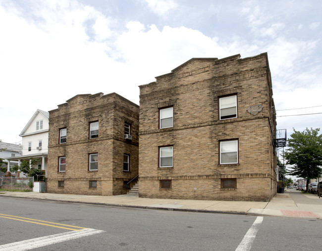 201 Marshall St in Elizabeth, NJ - Building Photo - Building Photo