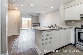 41 Vly Vw Rd in Kitchener, ON - Building Photo - Building Photo