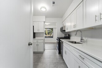 113 Echelon Rd, Unit 1 in Voorhees, NJ - Building Photo - Building Photo