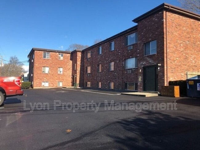 property at 1000 Willett Ave