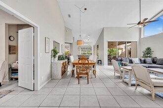 1904 Rosewood Way in Palm Beach Gardens, FL - Building Photo - Building Photo