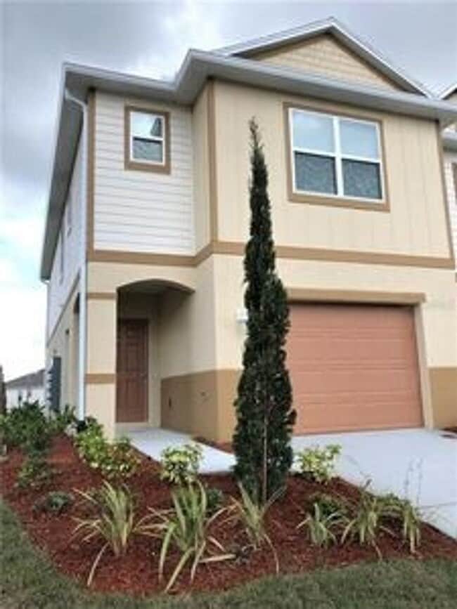 3847 Exeter Ln in Lakeland, FL - Building Photo - Building Photo