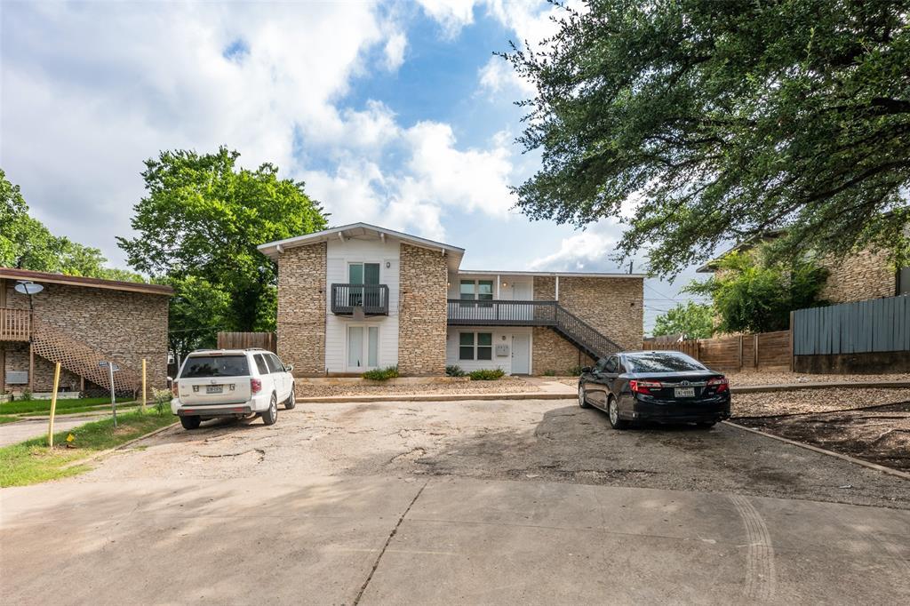 2504 Manor Cir in Austin, TX - Building Photo