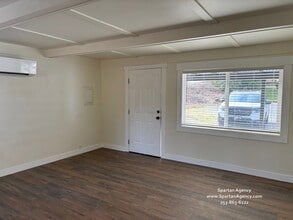 1705 Meridian Ave E in Edgewood, WA - Building Photo - Building Photo