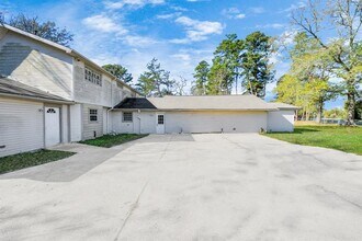 3130 Old Houston Rd in Huntsville, TX - Building Photo - Building Photo
