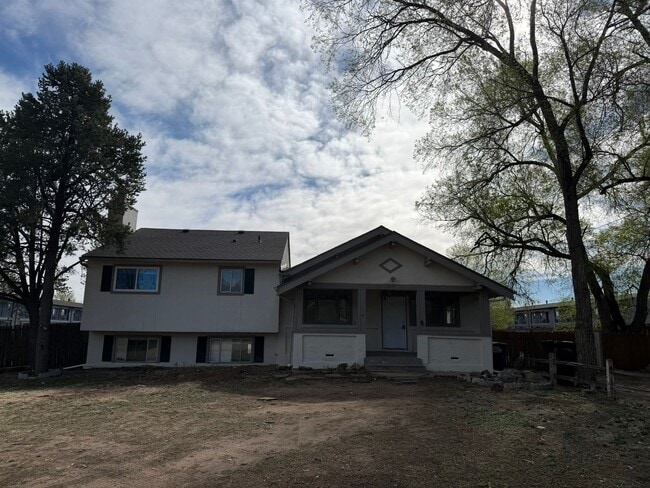 property at 1615 Lenmar Dr