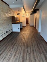 8 S Jackson St in Janesville, WI - Building Photo - Building Photo