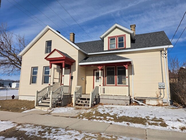 property at 1816 Wollmer St