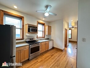 2213 N Seeley Ave in Chicago, IL - Building Photo - Building Photo