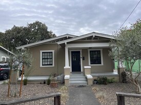 643 Wright St in Santa Rosa, CA - Building Photo